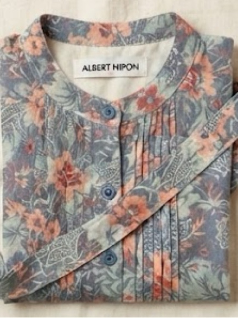 ✨Rare ✨Albert Nipon - Light Floral Pintuck Button-Down Collarless Shirt Tie Belt